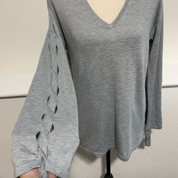 Vince Camuto Lace Up Bell Sleeve Gray Sweater - Picture 3 of 6